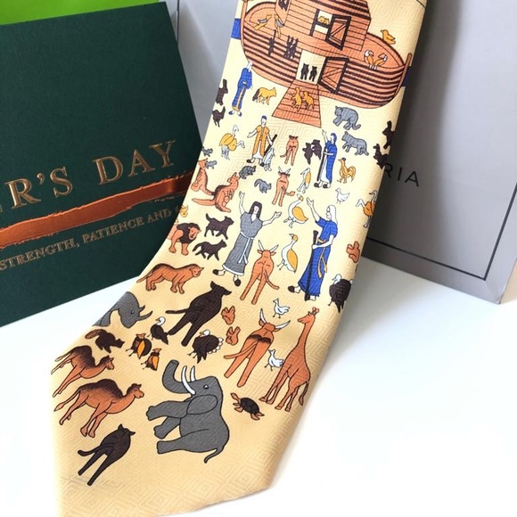 Noah’s Ark Silk Tie - Picture 2 of 4